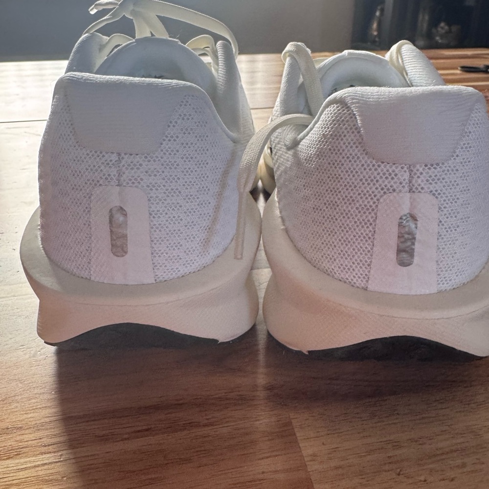 Nike Women downshifter 13 Athletic Shoes size 7.5 NIB - Picture 5 of 10